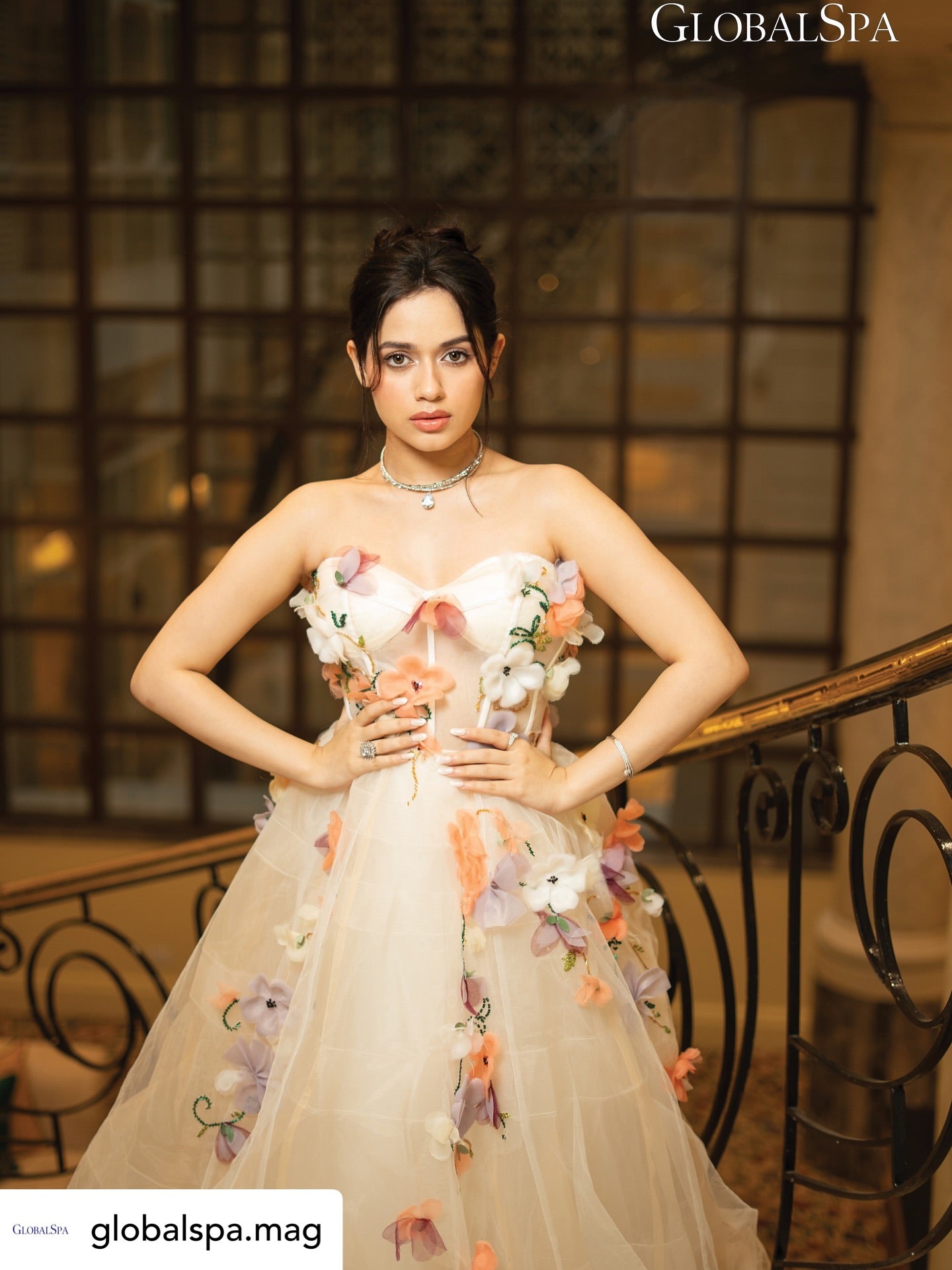 Jannat Zubair in Monalisa – The Mesh Store - Main Image